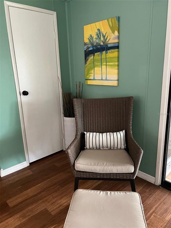 1001 Starkey Road, Unit 177 Largo, FL 33771 - Photo 27 of 44 a bedroom with a bed and a window