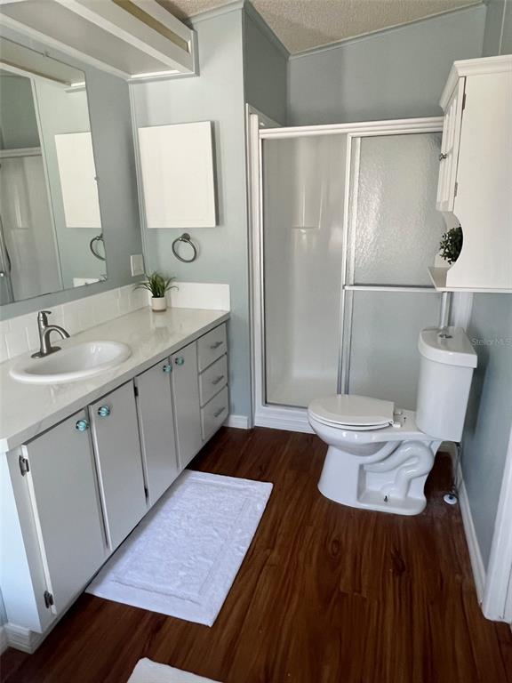 1001 Starkey Road, Unit 177 Largo, FL 33771 - Photo 33 of 44 a bathroom with a sink and a mirror