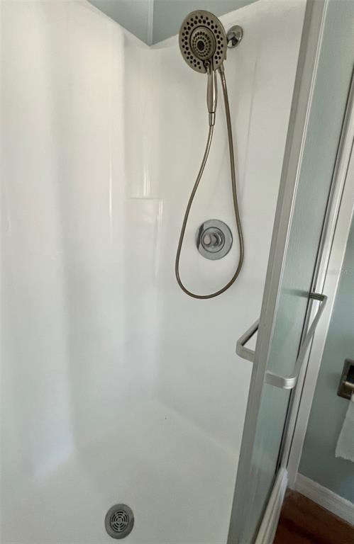 1001 Starkey Road, Unit 177 Largo, FL 33771 - Photo 34 of 44 a bathroom with a shower