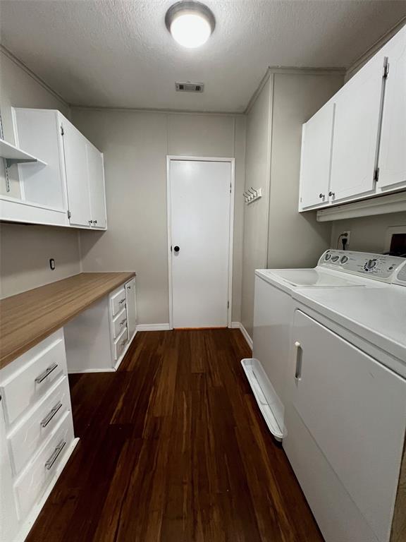 1001 Starkey Road, Unit 177 Largo, FL 33771 - Photo 38 of 44 a utility room with dryer and washer