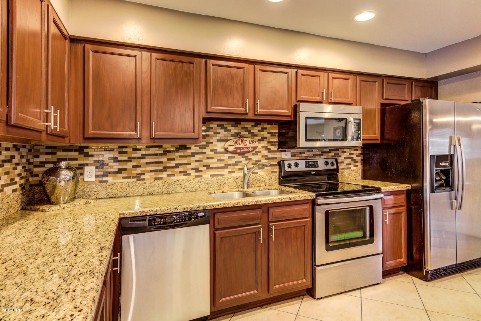 3469 East Presidio Road Phoenix, AZ 85032 - Photo 7 of 17 Presidio - 3469 (10)