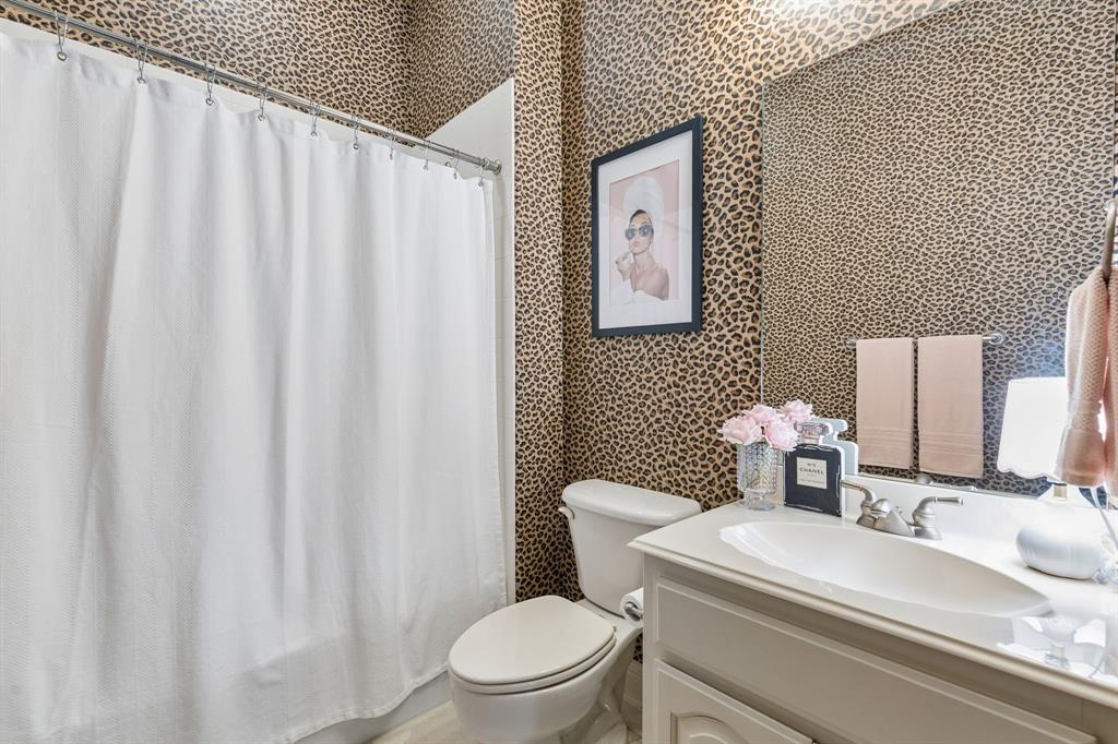 2612 Ranchview Drive Richardson, TX 75082 - Photo 16 of 40