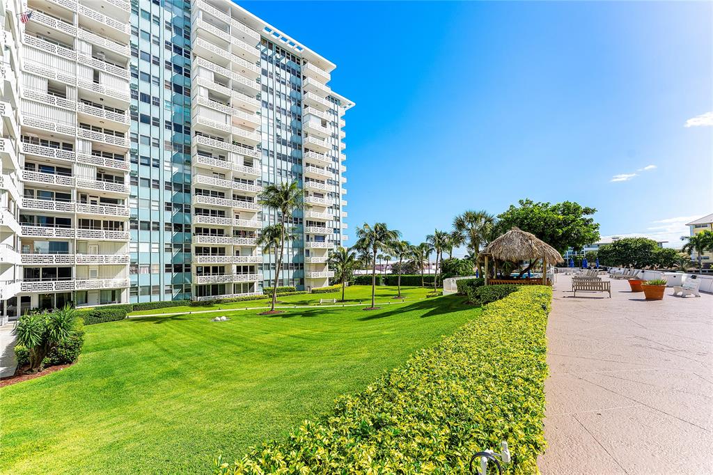 1900 South Ocean Drive, Unit 812 Fort Lauderdale, FL 33316 - Photo 58 of 65 a view of a building with garden