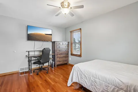 $409,900 | 730 East Mackinac Avenue, Oak Creek, WI 53154