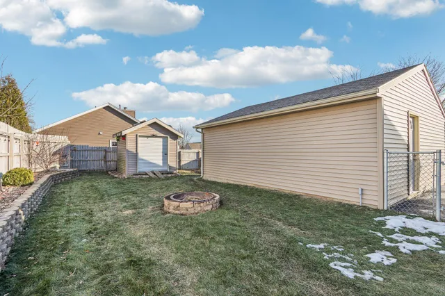 $409,900 | 730 East Mackinac Avenue, Oak Creek, WI 53154