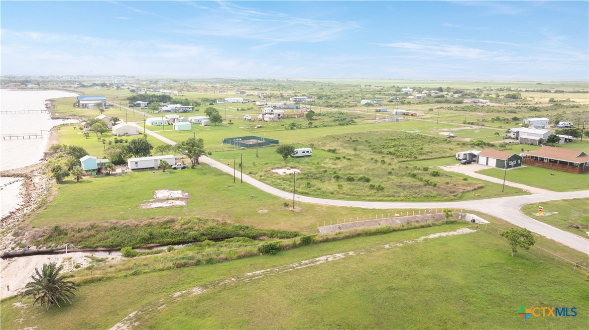 40 Waterfront Alley Port Lavaca, TX 77979 - Photo 2 of 15 a view of an ocean
