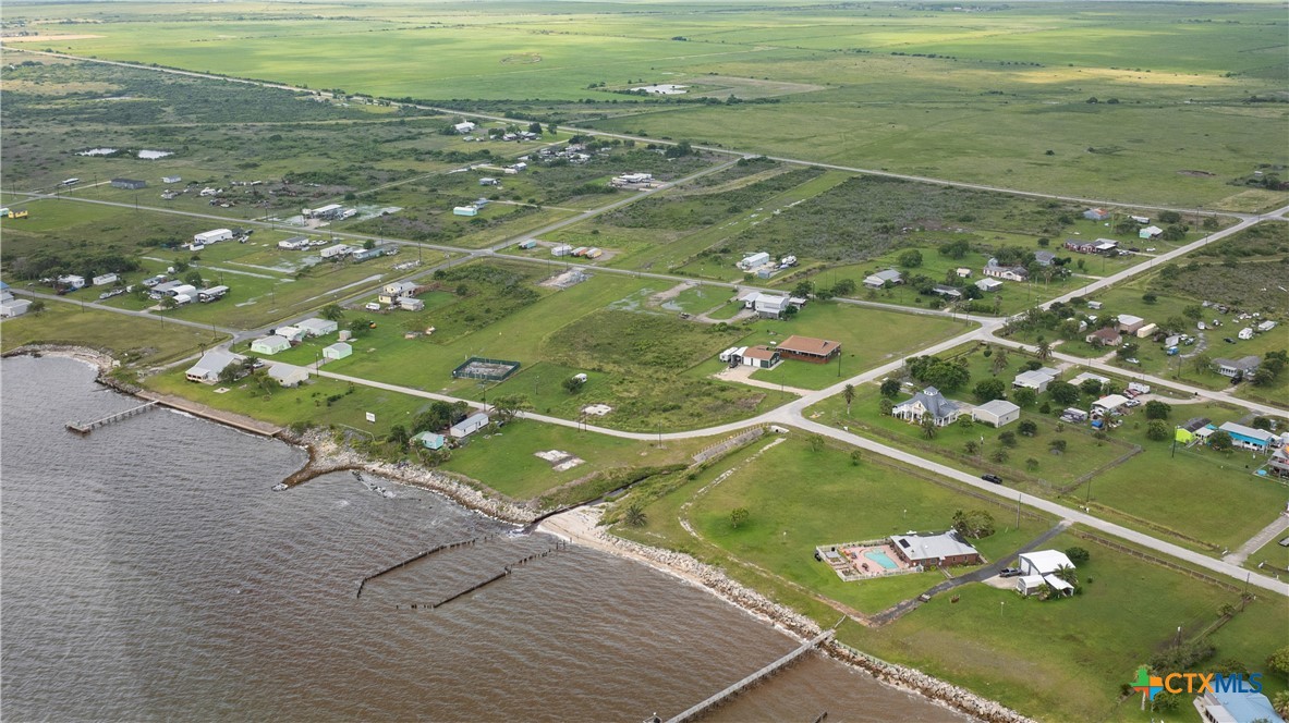 40 Waterfront Alley Port Lavaca, TX 77979 - Photo 6 of 15