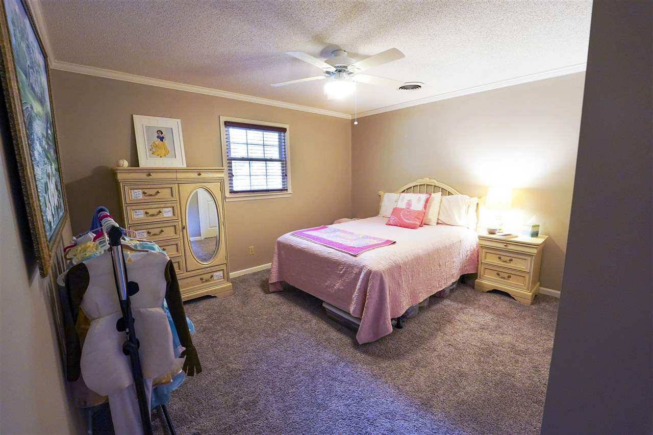 1327 Hyndsver Road Martin, TN 38237 - Photo 9 of 17 a bedroom with a bed closet and a window