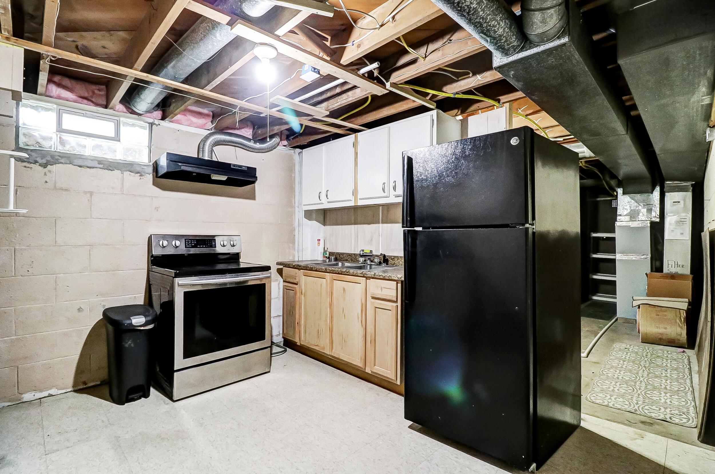 1411 Berkeley Road Columbus, OH 43206 - Photo 27 of 38 030
