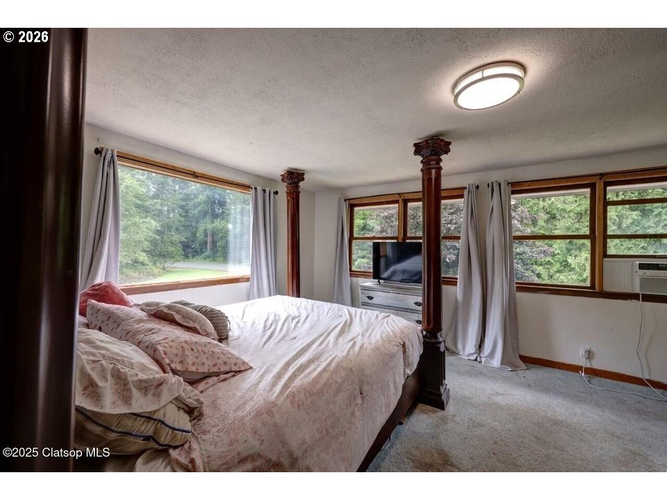 42684 Hillcrest Loop Astoria, OR 97103 - Photo 26 of 47