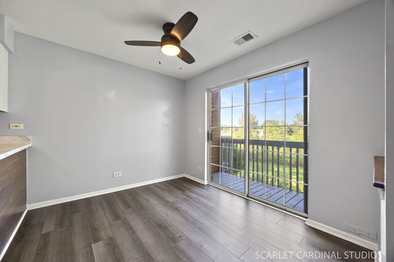 1344 South Lorraine Road, Unit F Wheaton, IL 60189 - Photo 4 of 16 Gallery Image 4
