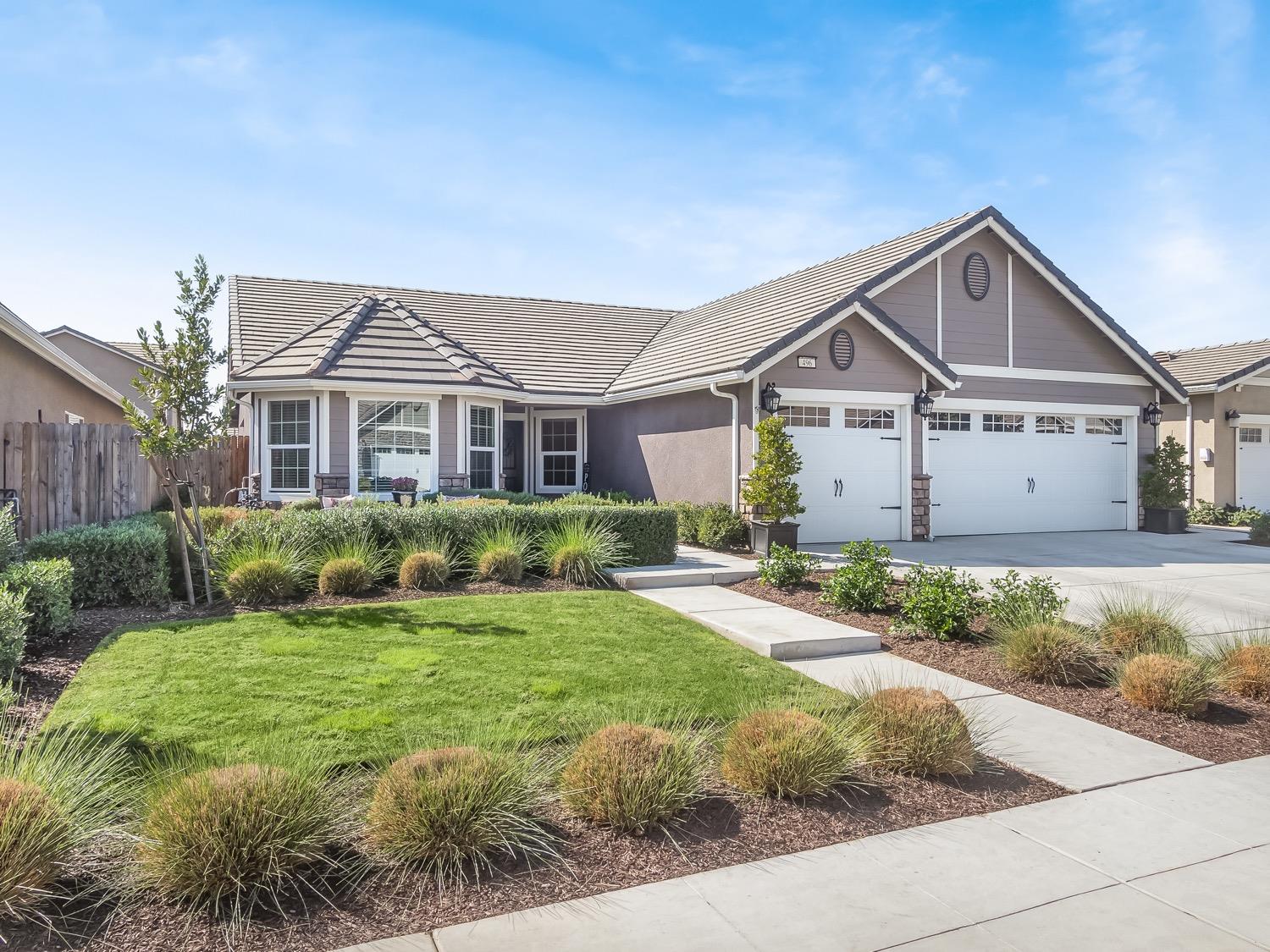 496 Cascade Way Madera, CA 93636 - Photo 1 of 31 Gallery Image 1