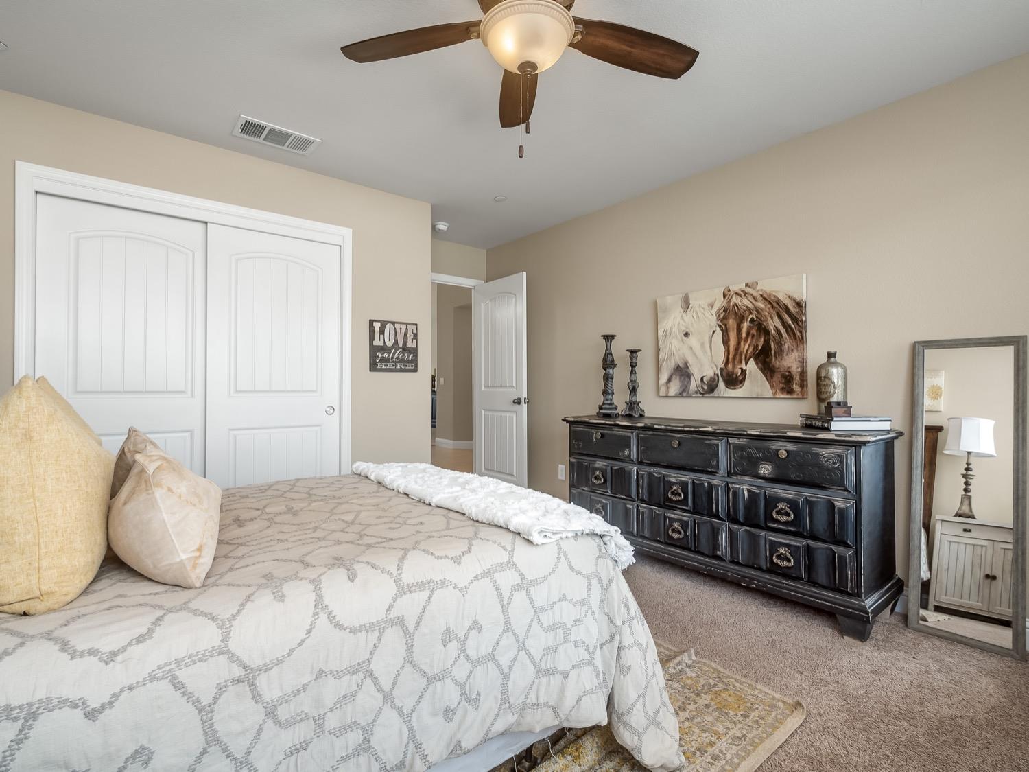 496 Cascade Way Madera, CA 93636 - Photo 18 of 31 Gallery Image 18