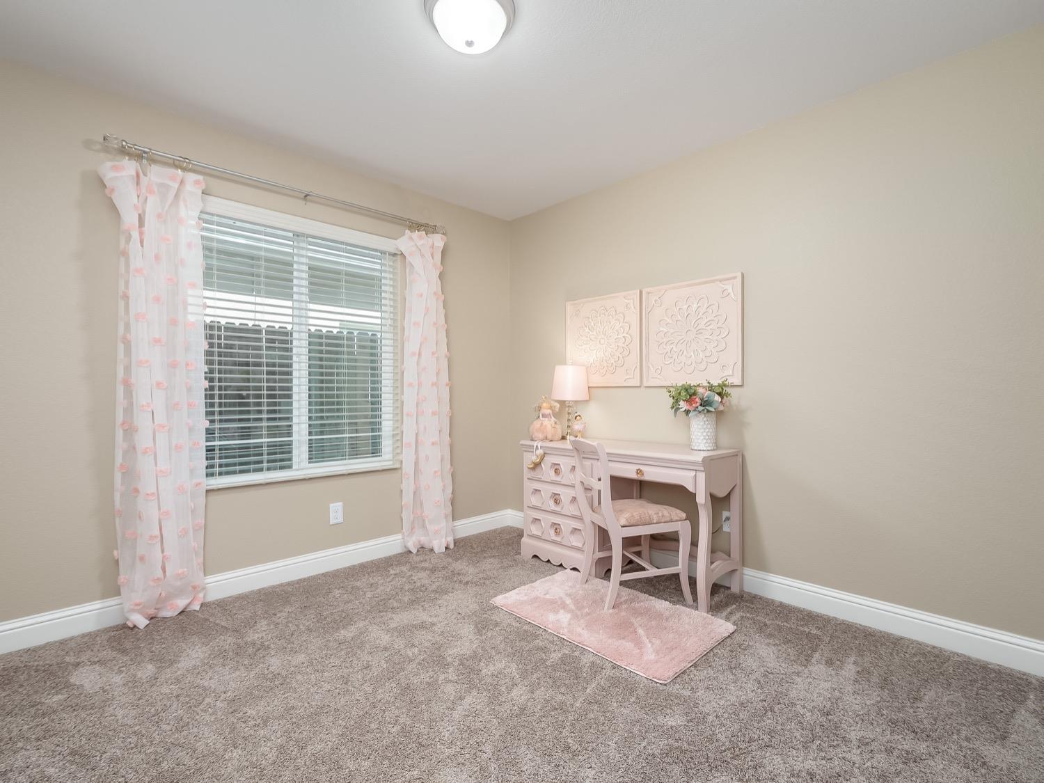 496 Cascade Way Madera, CA 93636 - Photo 21 of 31 Gallery Image 21