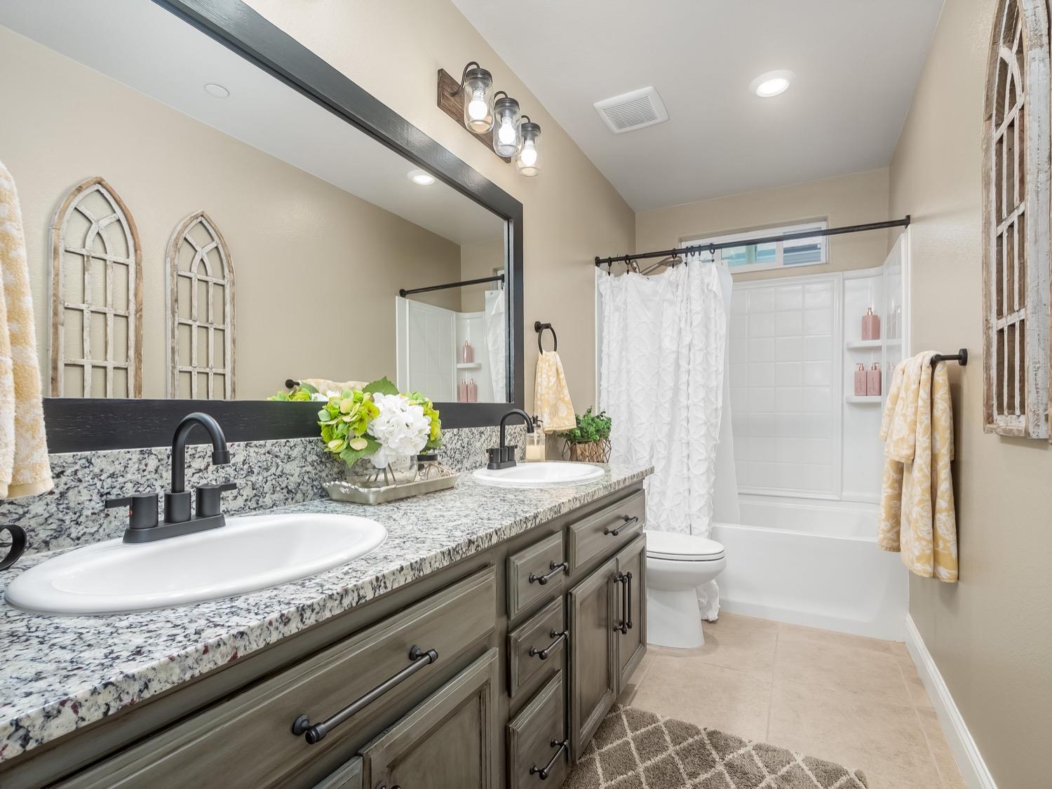 496 Cascade Way Madera, CA 93636 - Photo 23 of 31 Gallery Image 23