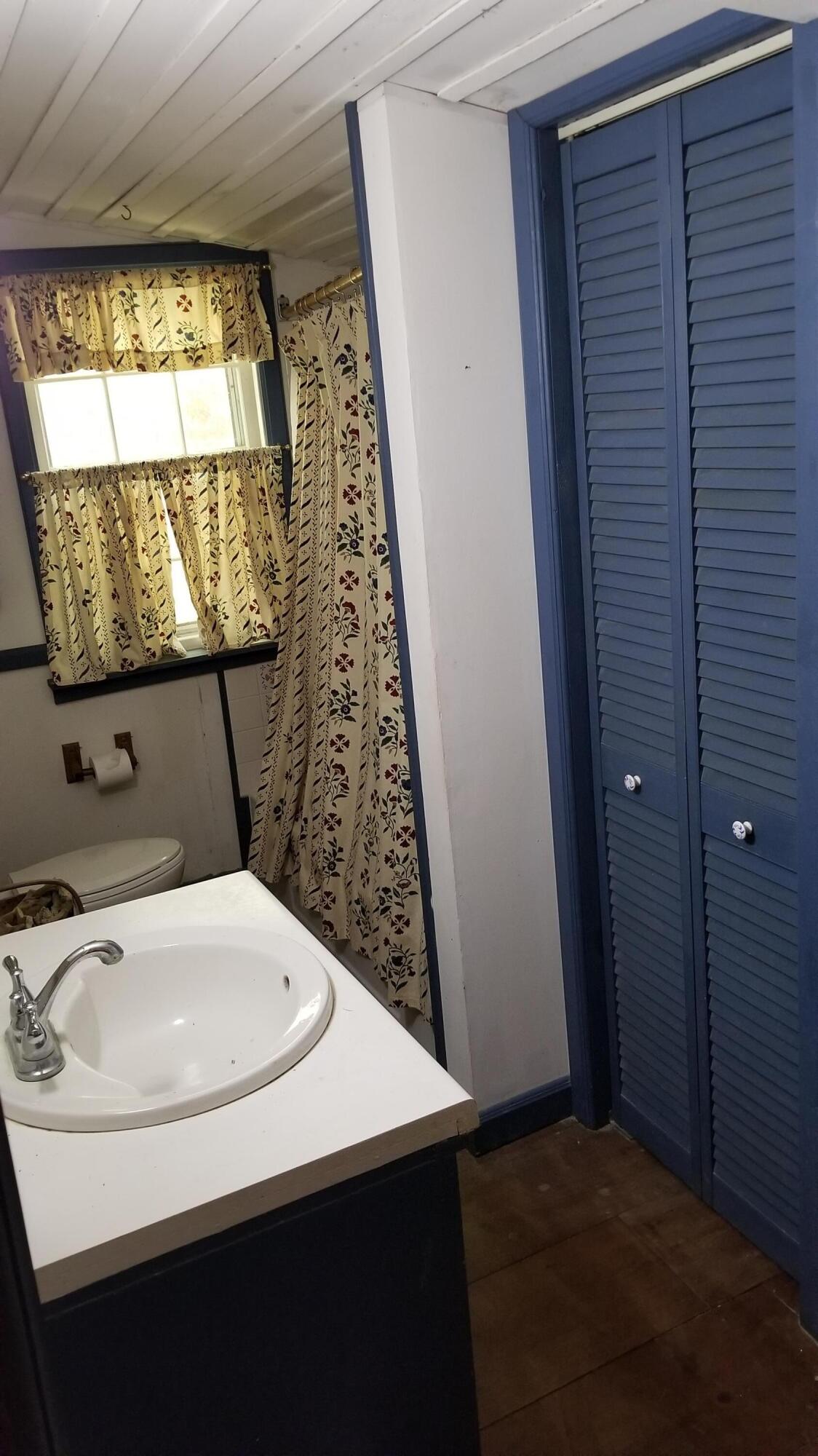 262 Tharp Creek Road Ferrum, VA 24088 - Photo 20 of 54 19 Full Bath