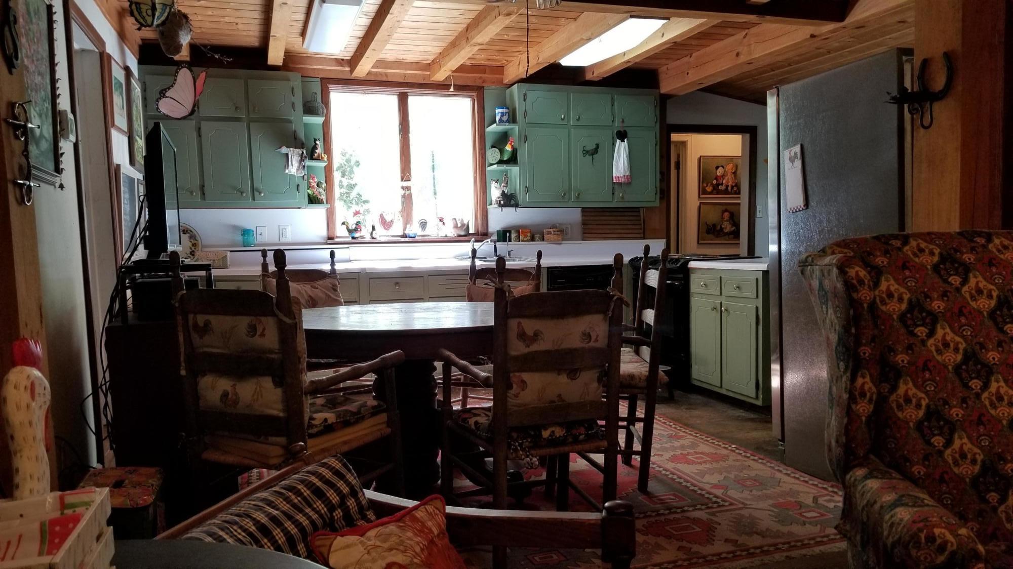 6 Kitchen