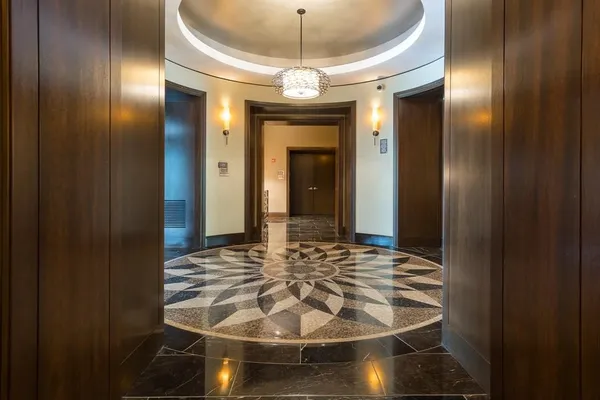 $5,926 | 7 Riverway, Unit 1201, Houston, TX 77056