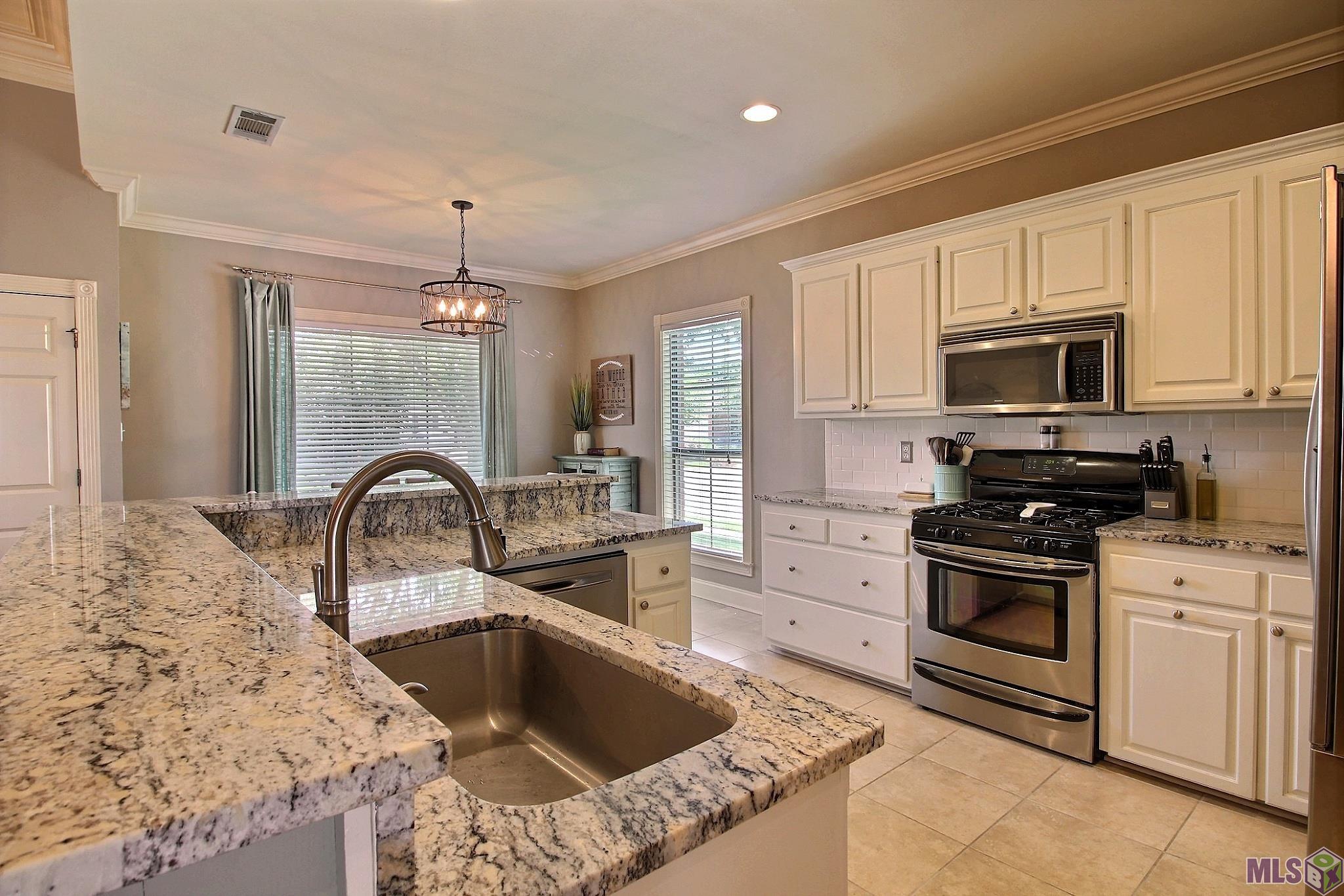 10311 Springtree Avenue Baton Rouge, LA 70810 - Photo 8 of 35 Gallery Image 8