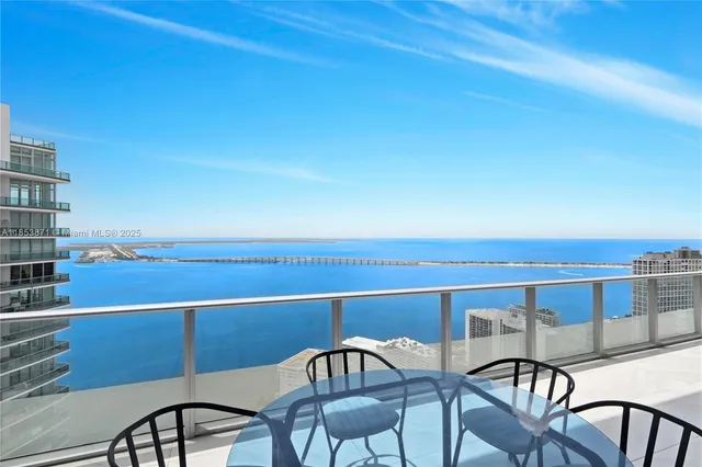 $11,900,000 | 1300 Brickell Bay Drive, Unit 4401, Miami, FL 33131