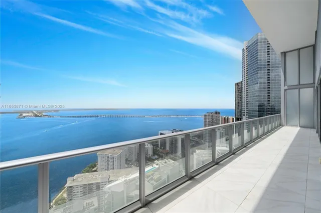 $11,900,000 | 1300 Brickell Bay Drive, Unit 4401, Miami, FL 33131