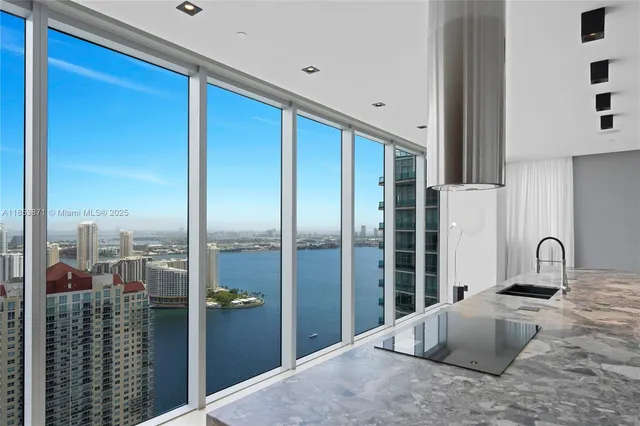 $11,900,000 | 1300 Brickell Bay Drive, Unit 4401, Miami, FL 33131