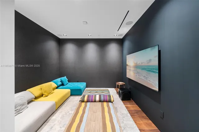 $11,900,000 | 1300 Brickell Bay Drive, Unit 4401, Miami, FL 33131