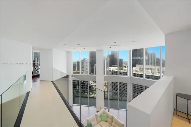 $11,900,000 | 1300 Brickell Bay Drive, Unit 4401, Miami, FL 33131