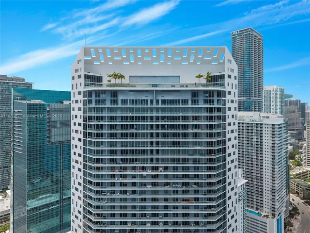 $11,900,000 | 1300 Brickell Bay Drive, Unit 4401, Miami, FL 33131