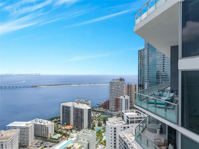 $11,900,000 | 1300 Brickell Bay Drive, Unit 4401, Miami, FL 33131