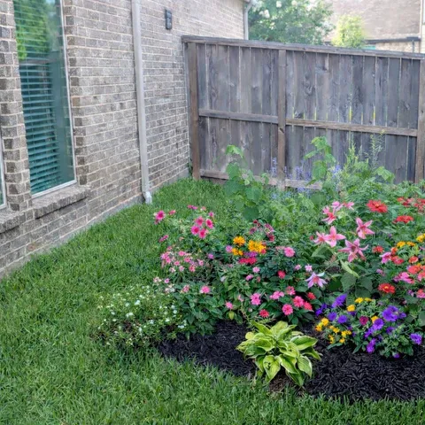 $410,000 | 115 Buckeye Drive, Montgomery, TX 77316