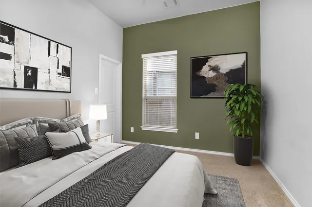 $410,000 | 115 Buckeye Drive, Montgomery, TX 77316