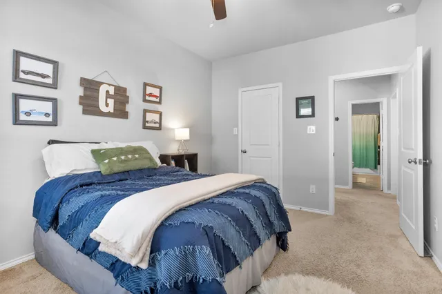 $410,000 | 115 Buckeye Drive, Montgomery, TX 77316