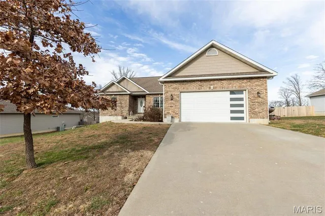$379,000 | 311 Dana Renee Drive, Rolla, MO 65401