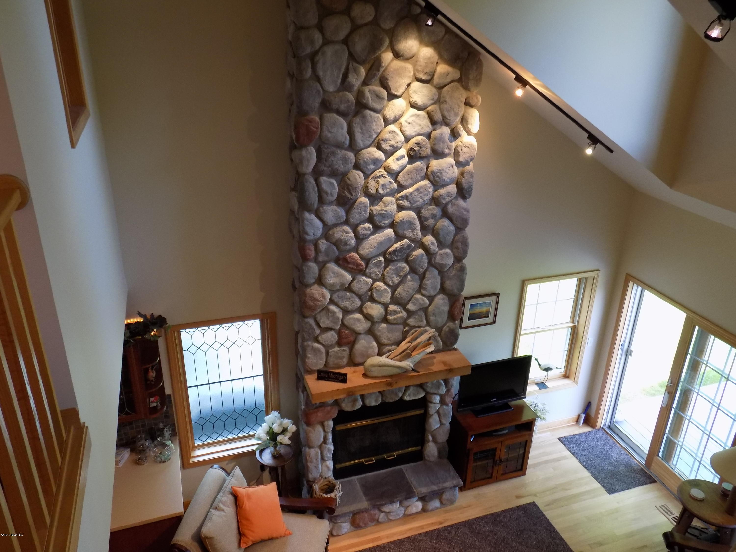 6702 Lakeshore Road Manistee, MI 49660 - Photo 24 of 66 DSCN0842