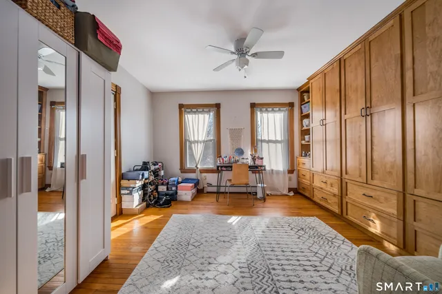 $799,000 | 141 West Broad Street, Stonington, CT 06379