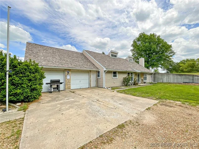 $299,000 | 7772 Highway 135, Florence, MO 65329