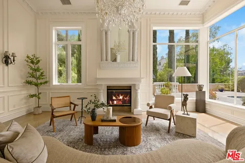 $2,995,000 | 2668 Astral Drive, Los Angeles, CA 90046