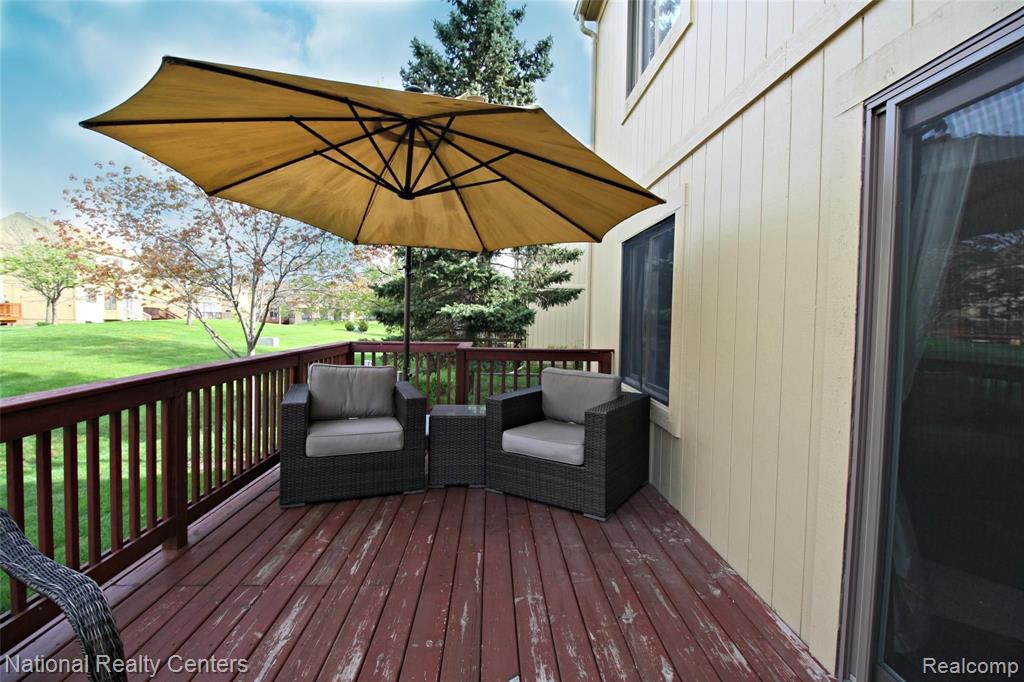 2180 Rochelle Park Drive Rochester Hills, MI 48309 - Photo 29 of 35