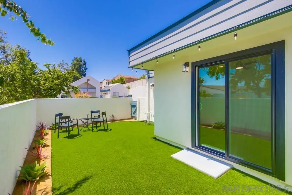 175 Bronze Way Vista, CA 92083 - Photo 33 of 33 a view of an outdoor space