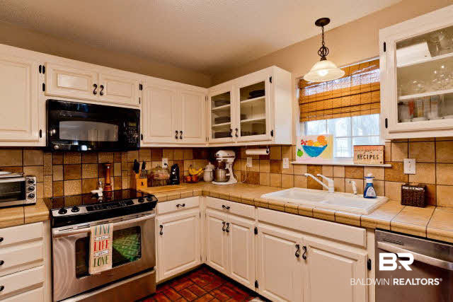 19701 Hunters Loop Fairhope, AL 36532 - Photo 5 of 22