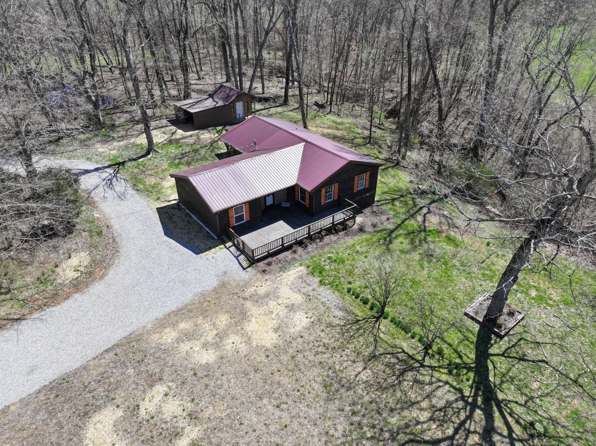 1212 Ussery Road South Clarksville, TN 37040 - Photo 1 of 27 Gallery Image 1