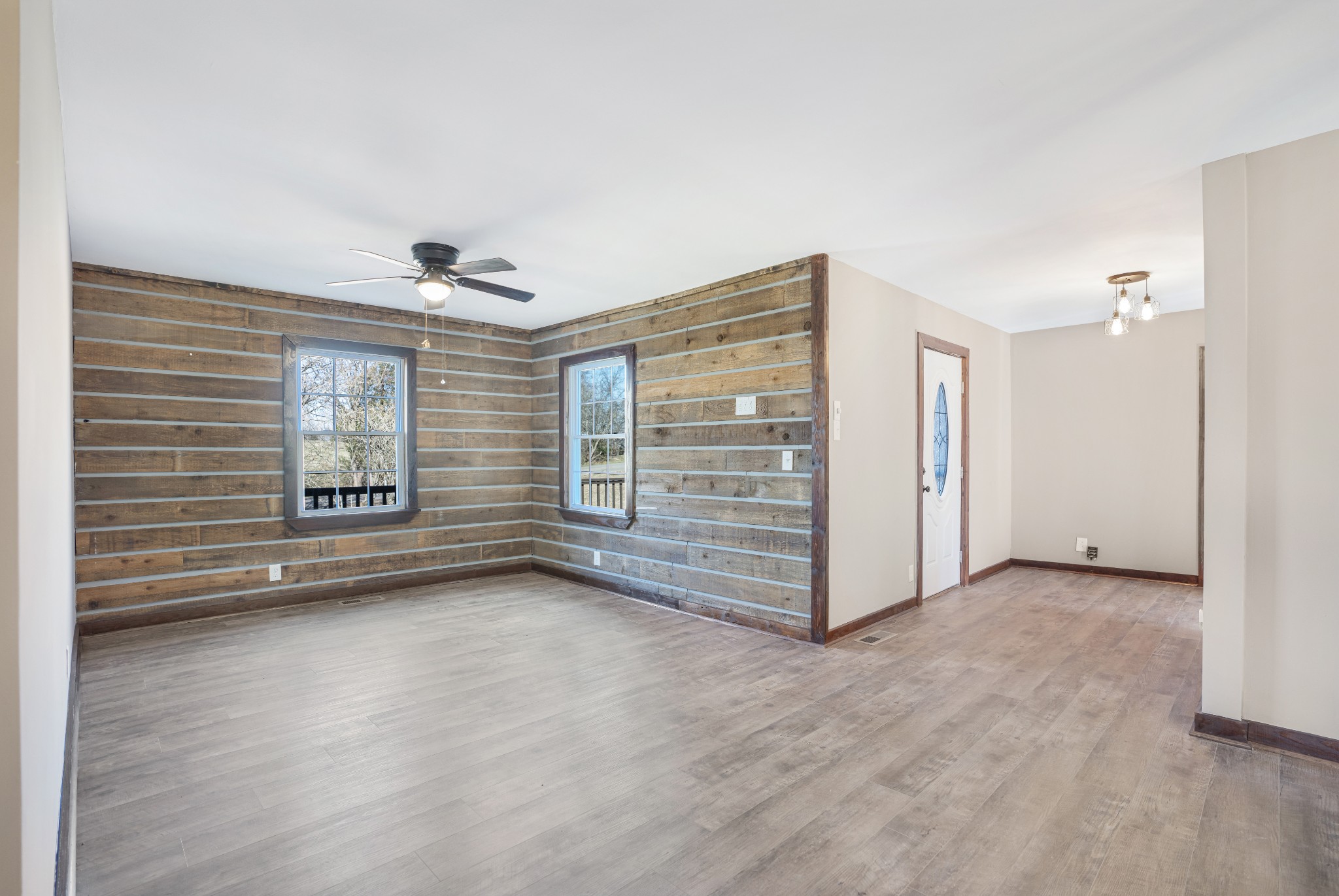 1212 Ussery Road South Clarksville, TN 37040 - Photo 11 of 27 Gallery Image 11