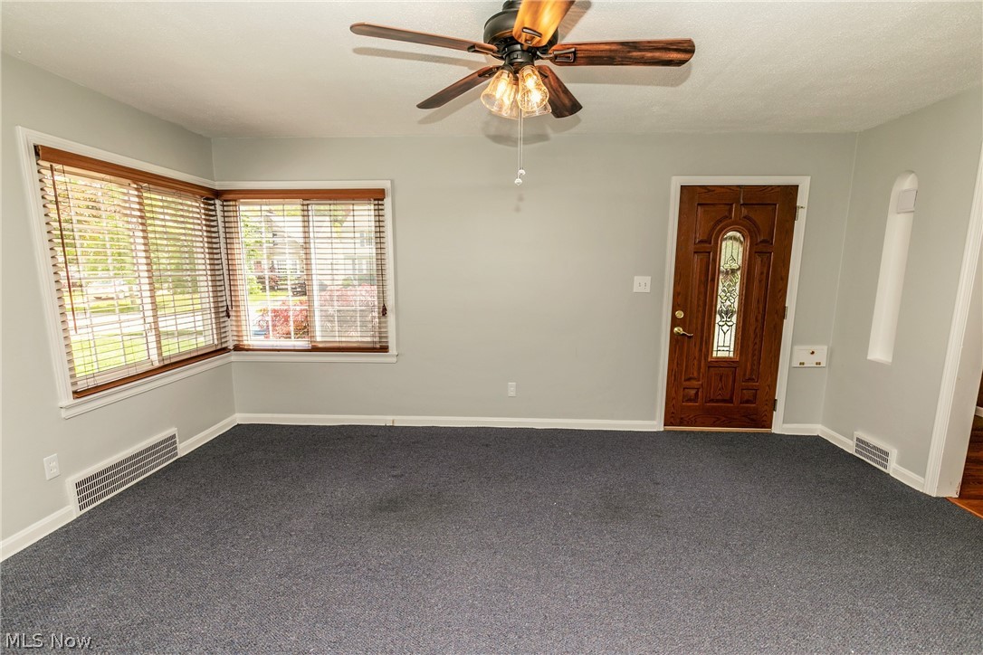 1188 Piermont Road Cleveland, OH 44121 - Photo 5 of 26