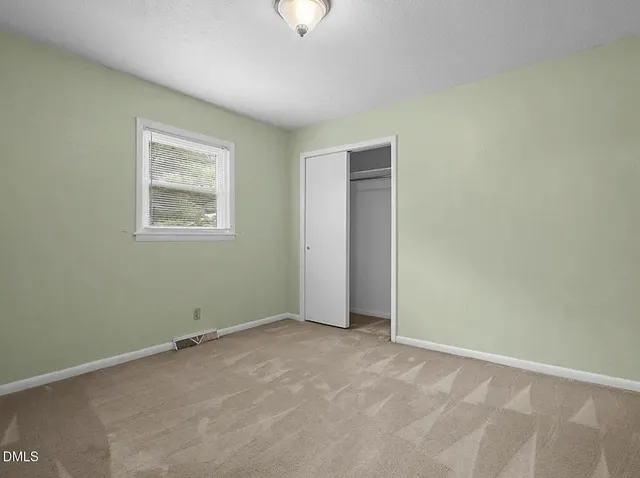 a bathroom with a tub