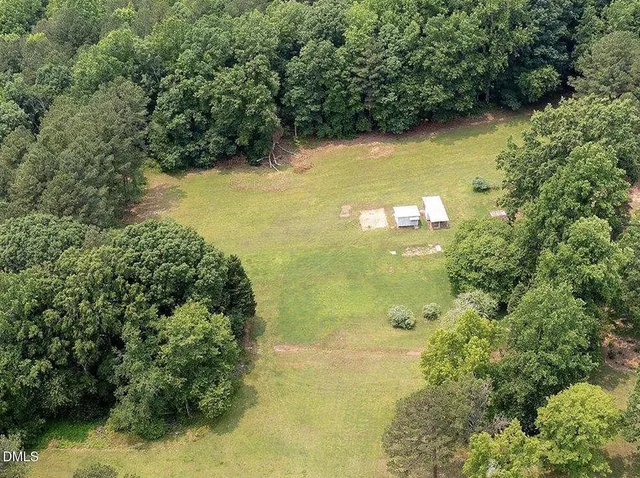 a view of an outdoor space and a yard