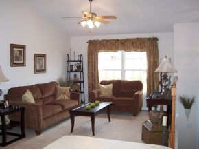 185 New Hope Road Jonesborough, TN 37659 - Photo 6 of 12 Model Living Room