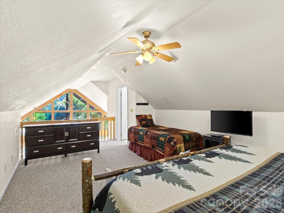 49 Pinnacle Road Burnsville, NC 28714 - Photo 19 of 48 Gallery Image 19