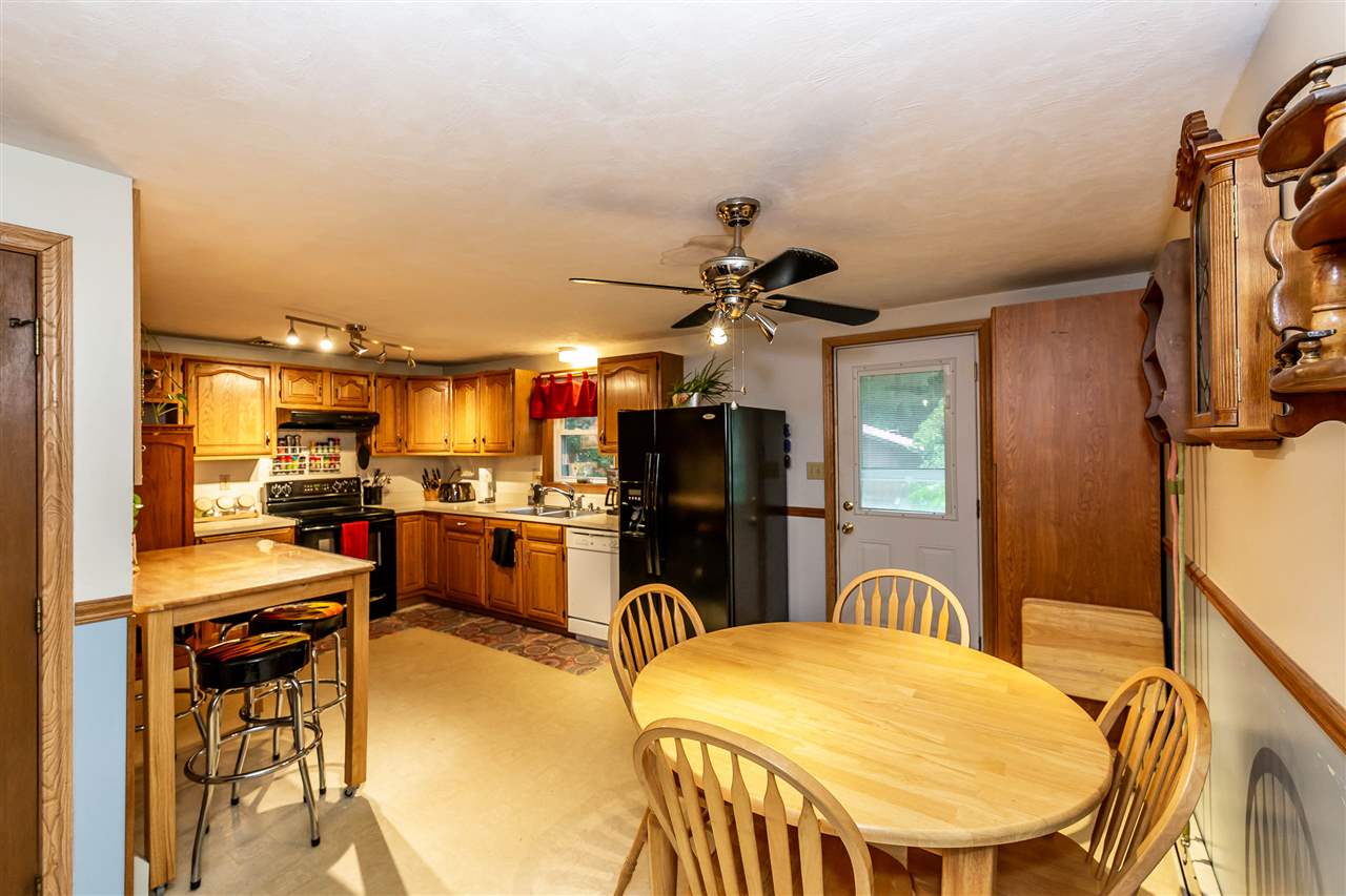67 A Kienia Road Hudson, NH 03051 - Photo 28 of 29