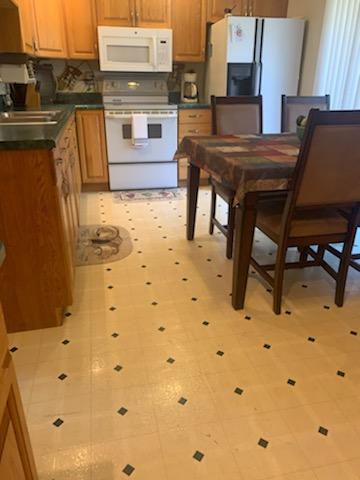 9052 Wooten Road Chattanooga, TN 37416 - Photo 6 of 26 IMG_2982